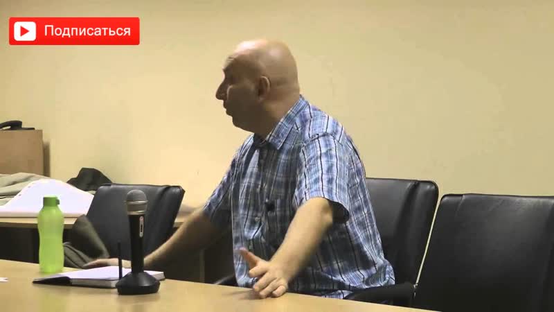 Мужчина принуждает общаться с своим ребенком от