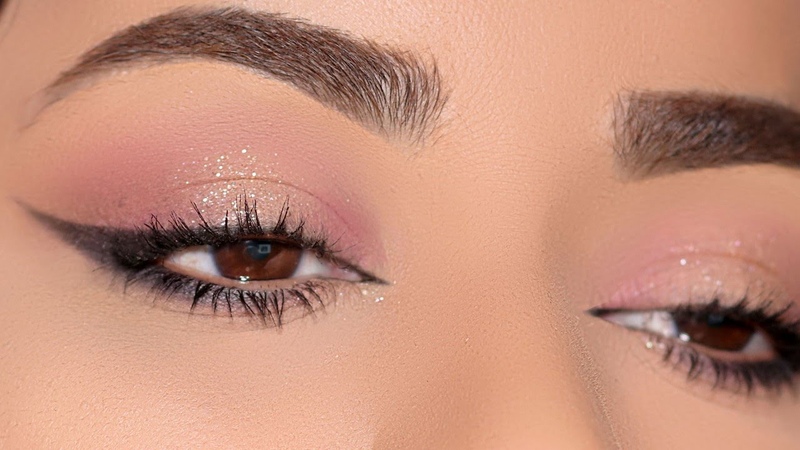 DELICATE Monotone Valentines Day Makeup