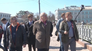 Пасха - Жириновский Живьем