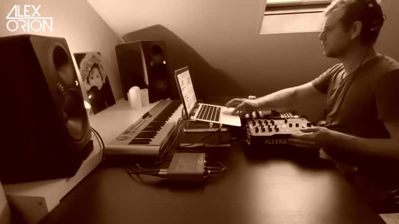 Alex ORion Live
