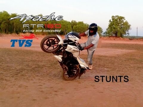 TVS Apache RTR 180 Stunts in stock mode, Aki D Hopper ( Team