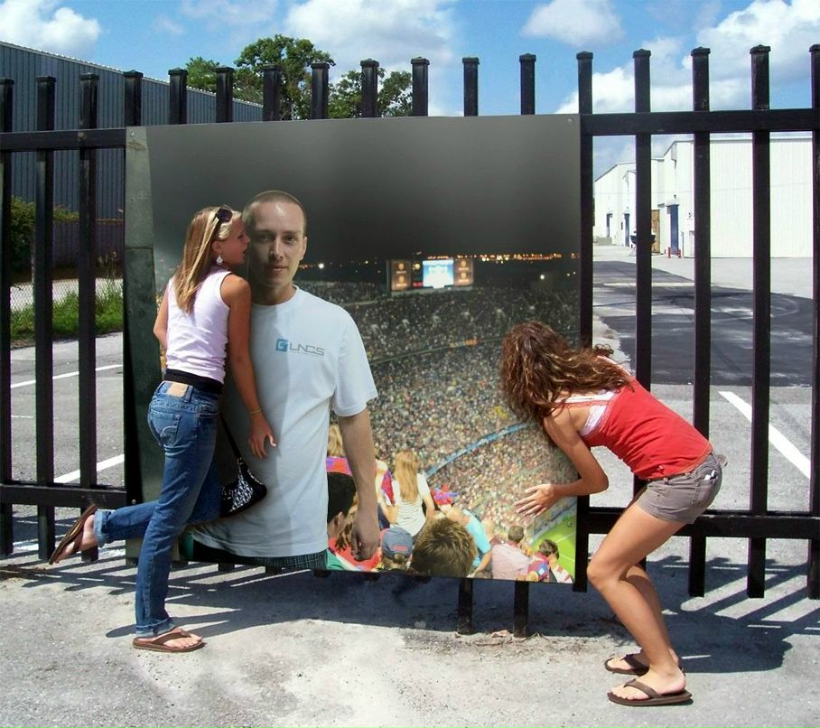 Uncle Sam ←↑→ | 