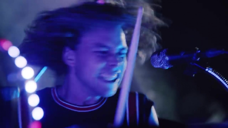 5 Seconds of Summer Shes Kinda