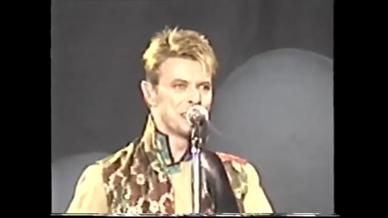 David Bowie performs Quicksand at the Phoenix Festival July 20th