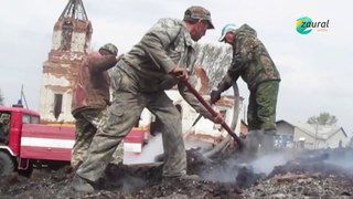 Сгорели даже куры и козы! В Мишкинском районе разгребают завалы