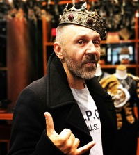 Женя Парай