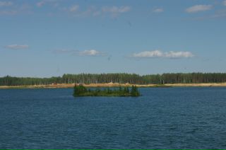Озеро малукса ленинградская. Старая малукса. Старая малукса озеро. Малукские карьеры ленинградская область. Озеро малукса ленинградская.