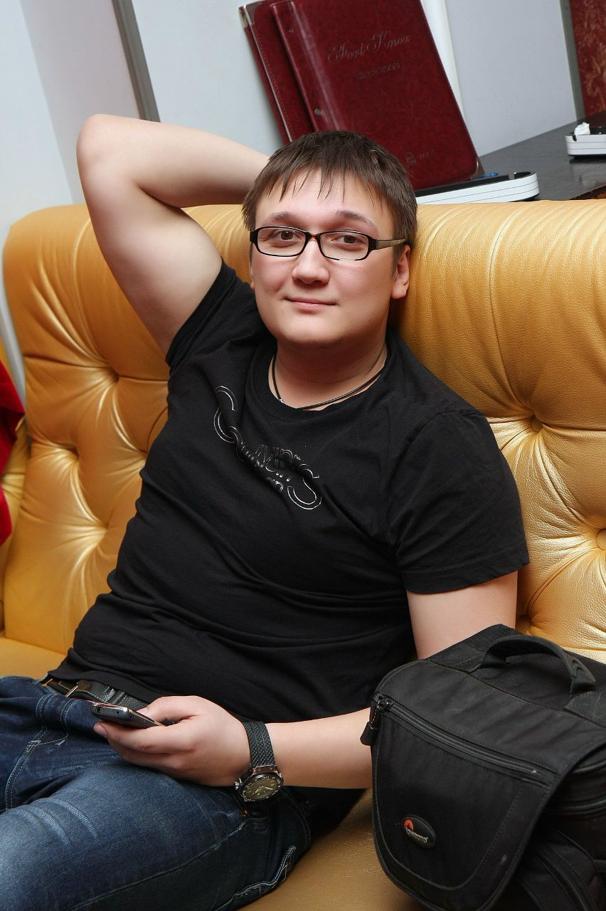 Женек Bruclin Динисюк | Донецк