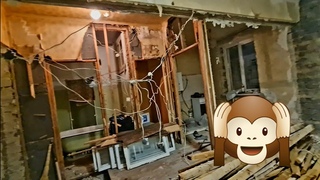 Снесли перегородки в хрущёвке///Где работает папа?...