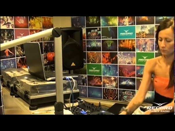 Lady Waks In Da Mix, 288 (16 07