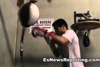 jesus cuellar working out in oxnard EsNews boxing jesus cuellar working out in oxnard esnews boxing