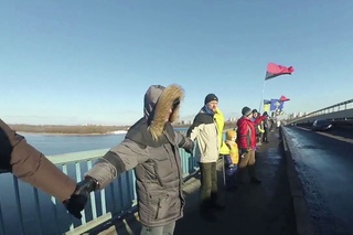 Свободівці об'днали два береги Дніпра у День соборності