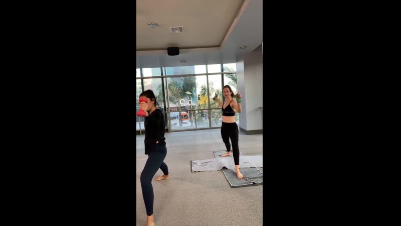 Hot 8 Yoga 30 Min Sculpt with Manvir N